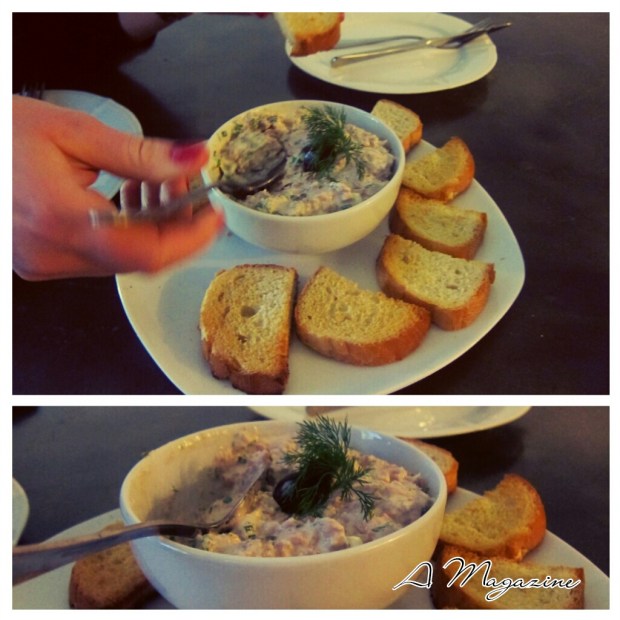 ტუნა სალათი და გახუხული პური